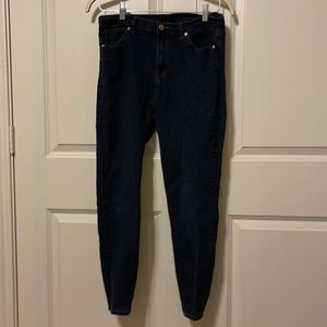Forever 21 skinny jeans. Size 31